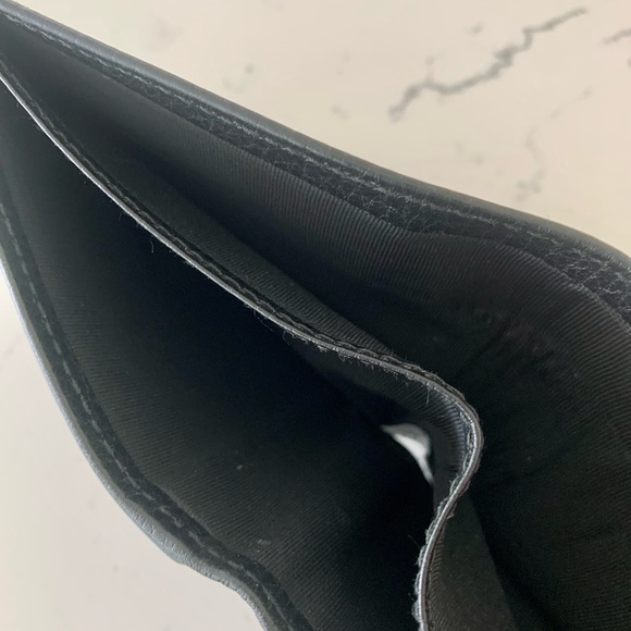 Gucci Wallet - Picture 6 of 11